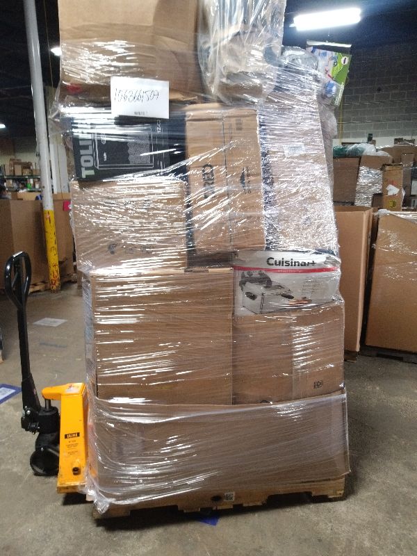 Photo 1 of As is General Merchandise pallet roughly 60 item