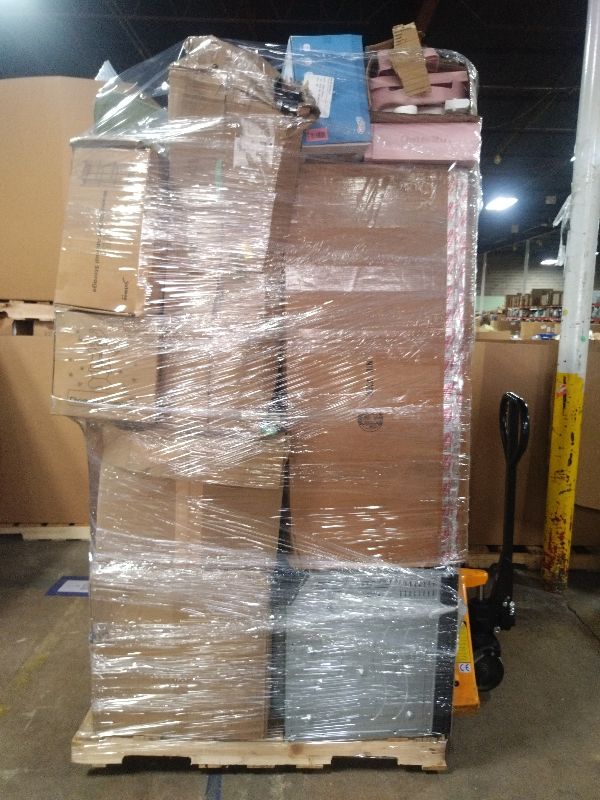Photo 1 of As is General Merchandise pallet roughly 60 item