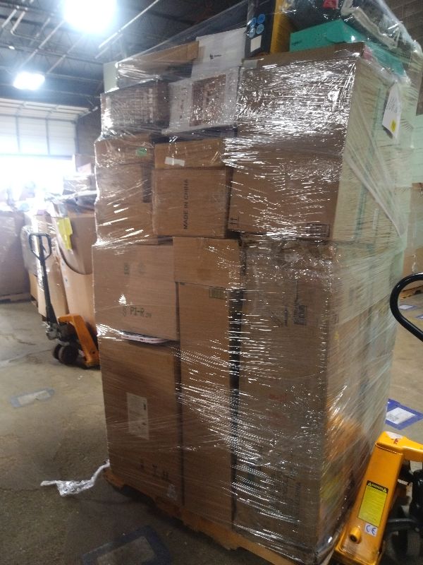 Photo 1 of As is General Merchandise pallet roughly 60 item