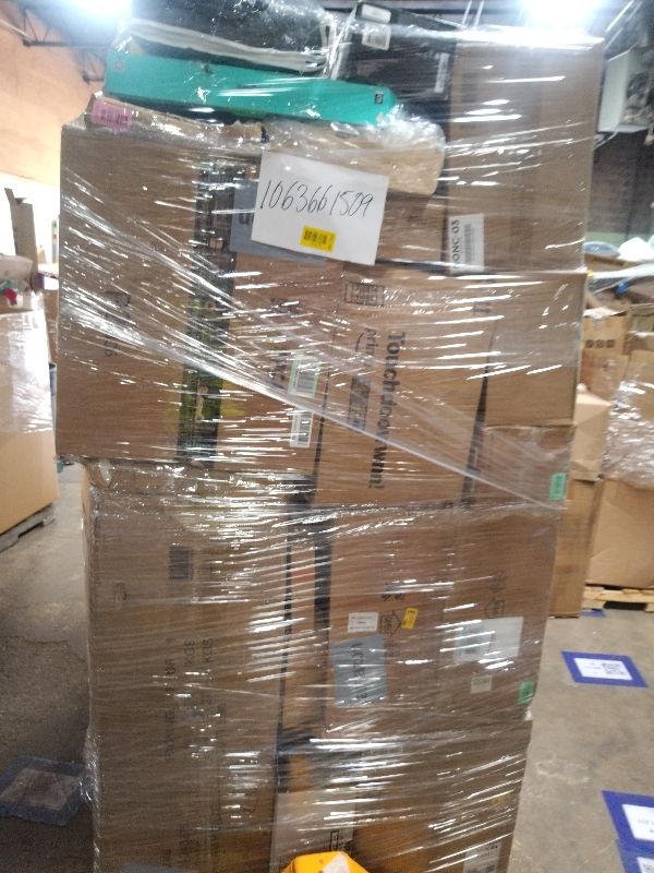 Photo 1 of As is General Merchandise pallet roughly 60 item