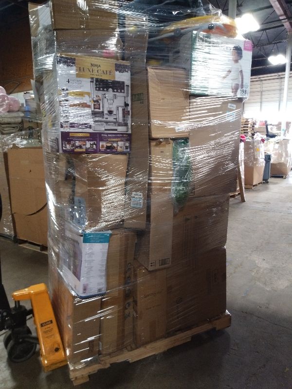 Photo 1 of As is General Merchandise pallet roughly 60 item