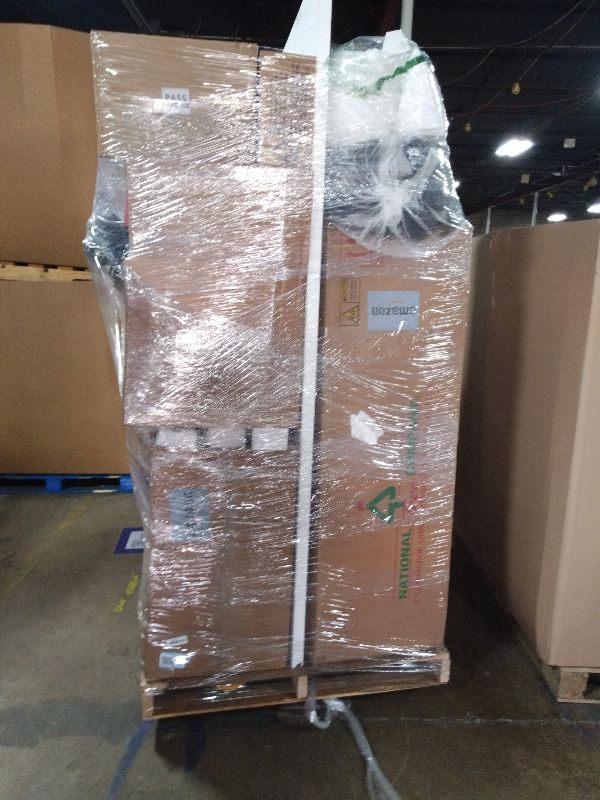 Photo 1 of As is General Merchandise pallet roughly 60 item