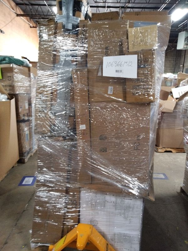 Photo 1 of As is General Merchandise pallet roughly 60 item