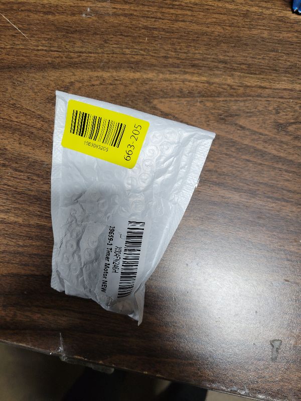 Photo 1 of 19659-1 24v - 60Hz - 1/30 RPM Fleck 5600 Replacement Timer & Piston Drive Motor