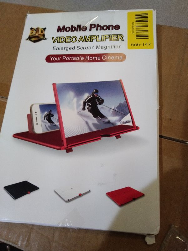 Photo 1 of 12 Inch Smartphone Screen Magnifier 3D HD Foldable Phone Stand with Adjustable Angle, Suitable for Movies, Videos, and Games,Supports All Smartphones. (Black)