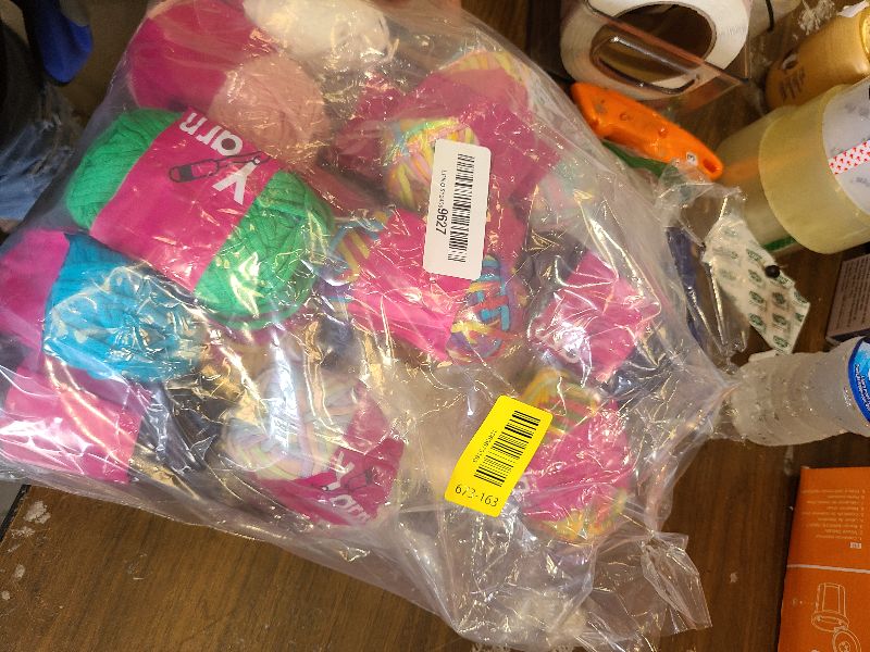 Photo 1 of 15 Pack Crochet Yarn Beginner - Black, White, Orange, Red, Green, Rainbow, Pink, Yellow Cotton Chunky Yarn - with Easy-to-See Stitches for Crocheting (15 * 50g)