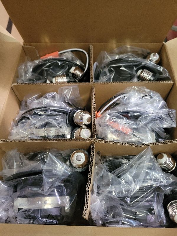 Photo 1 of 12 Pack 4 Inch Black LED Can Lights Retrofit Recessed Lighting, 5CCT 4 Inch Recessed lights Selectable 2700K-6000K Dimmable, 9W 630LM Recessed Lights with Metal Smooth Trim- ETL and Energy Star