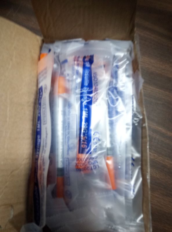 Photo 1 of 1ml/cc 29G 5/16 Inch Syringes, U-100 Scientific Lab Syringe, Individual Wrapped, 100 Pack