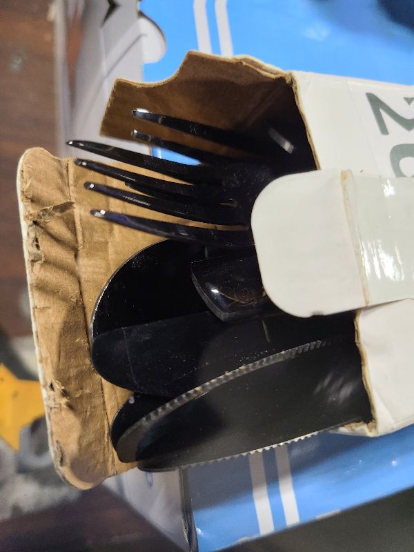 Photo 1 of 20 Pcs Black Silverware Set, Food-Grade Stainless Steel Flatware Set for 4, Square Cutlery Set, Mirror Polished Tableware Eating Utensils Set for Kitchen, Include Knife Fork Spoon Set,Dishwasher Safe