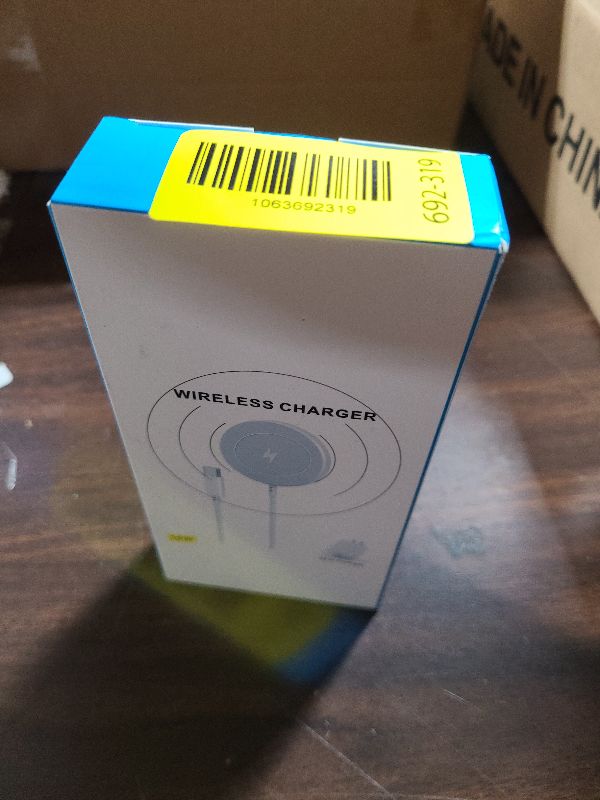 Photo 1 of [Apple MFi Certified]Magnetic Wireless Charger Apple Mag Safe Charger,15W 6FT Fast Wireless Charging Pad for Apple iPhone 16 Pro Max/16 Pro/16 Plus/15 Pro Max/14/13/12/AirPods3/2/Pro/Pro2,Charging Pad