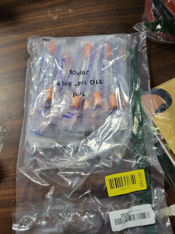 Photo 1 of 1ml Syringe with Cap, 31G 1/4" 6mm 1cc Syringes, Disposable Individual Package, Pack of 20