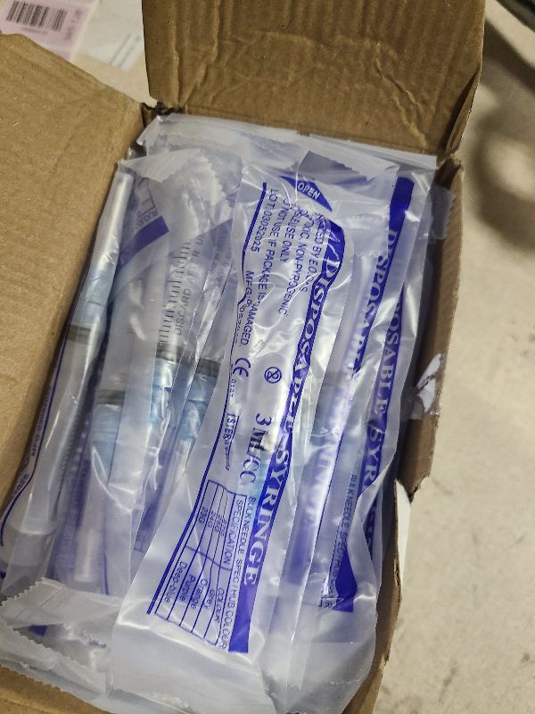 Photo 1 of 100 Pack Disposable 3ml/cc Lab Syringes with 23Ga 1 Inch Needle Luer Lock, Individually Sealed Packed