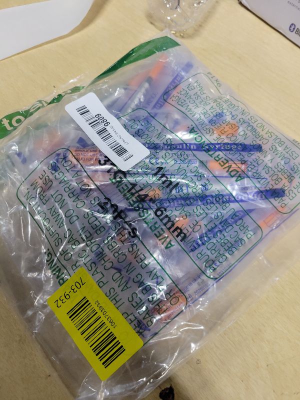 Photo 1 of 1ml Syringe with Cap, 31G 1/4" 6mm 1cc Syringes, Disposable Individual Package, Pack of 20