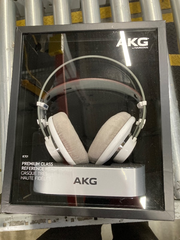 Photo 1 of AKG K 701 Ultra Reference Class Stereo Headphone Level 1
