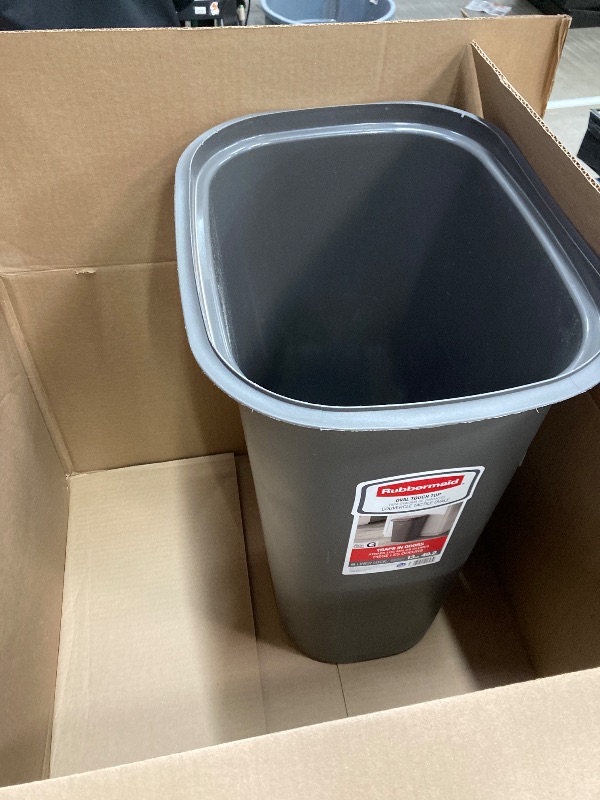 Photo 1 of *******THE LID IS MISSING********Rubbermaid Spring Top Trash Can with Lid 13 Gallon Gray Plastic Garbage Bin for Home/Kitchen/Office/Garage