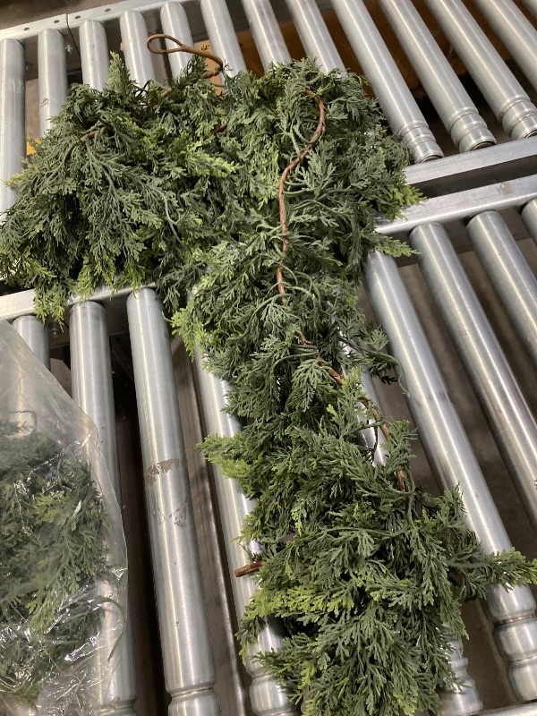 Photo 1 of ***(PARTS ONLY -SELLING AS IS )***
6FT Real Touch Cedar Garland - Artificial Christmas Garland Fake Green Faux Thick and Lush Pine Needles Garlands for Table Fireplace Mantle Holiday Home Indoor Outdoor Decor (1PCS)