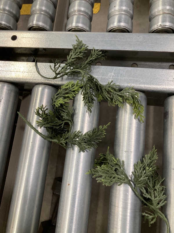 Photo 1 of ***(PARTS ONLY -SELLING AS IS )***
6FT Real Touch Cedar Garland - Artificial Christmas Garland Fake Green Faux Thick and Lush Pine Needles Garlands for Table Fireplace Mantle Holiday Home Indoor Outdoor Decor (1PCS)