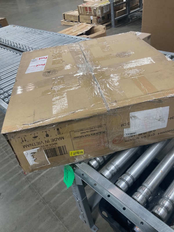 Photo 1 of ***BOX 3 0F 3***

Sectional Cloud Couch with 2 Ottomans, Oversized 4 Seat Sleeper Sofa with 2 Throw Pillows, Convertible Upholstered U Shaped Cozy Sofa Furniture Set for Living Room and Office, GREY