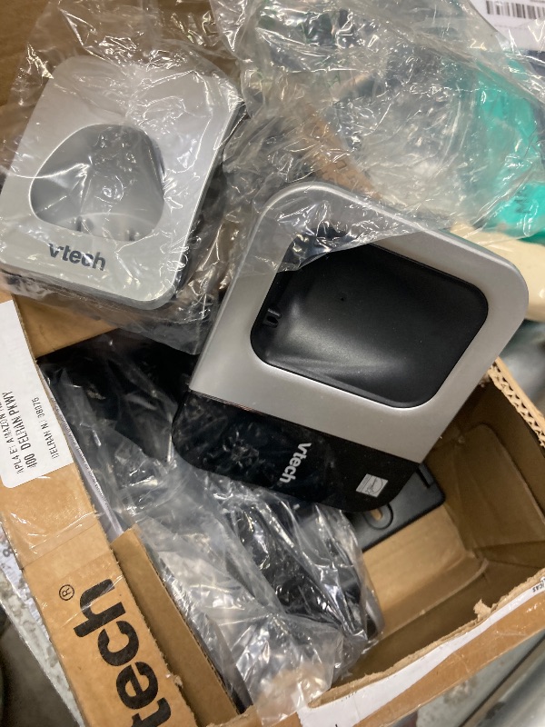 Photo 1 of ***It's used; we don't know if it's missing parts or if it works 100%.
***** CS6719-2 2-Handset Cordless Phone with Caller ID/Call Waiting, Handset Intercom & Backlit Display/Keypad, Silver