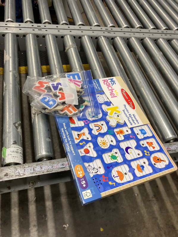 Photo 1 of ***It's used; we don't know if it's missing parts or if it works 100%.
*****Melissa & Doug® Ms. Rachel™ Wooden Phonics Alphabet Sound Puzzle with Light-Activated It's used; we don't know if it's missing parts or if it works 100%.
Sound Effects, 24-Piece T