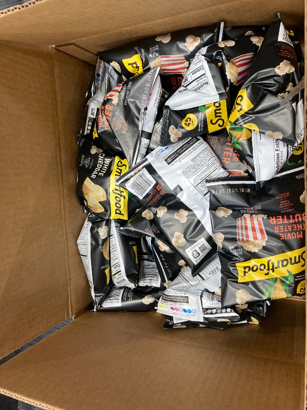 Photo 1 of (2 pack) Smartfood Popcorn White Cheddar Flavored Popcorn Snacks, 0.625 Oz Bags, 40 Count Multipack