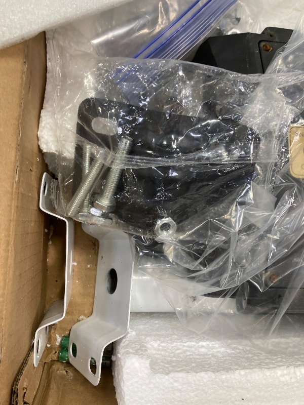 Photo 1 of ***ONE LIGHT ONLY ***SZPOWER 320000LM Solar Street Lights Outdoor, 3200W Solar Lights for Outside, Waterproof IP66 for Outdoor Lighting, Driveway, Parking Lot, Pole, Garden, Yard, Backyard