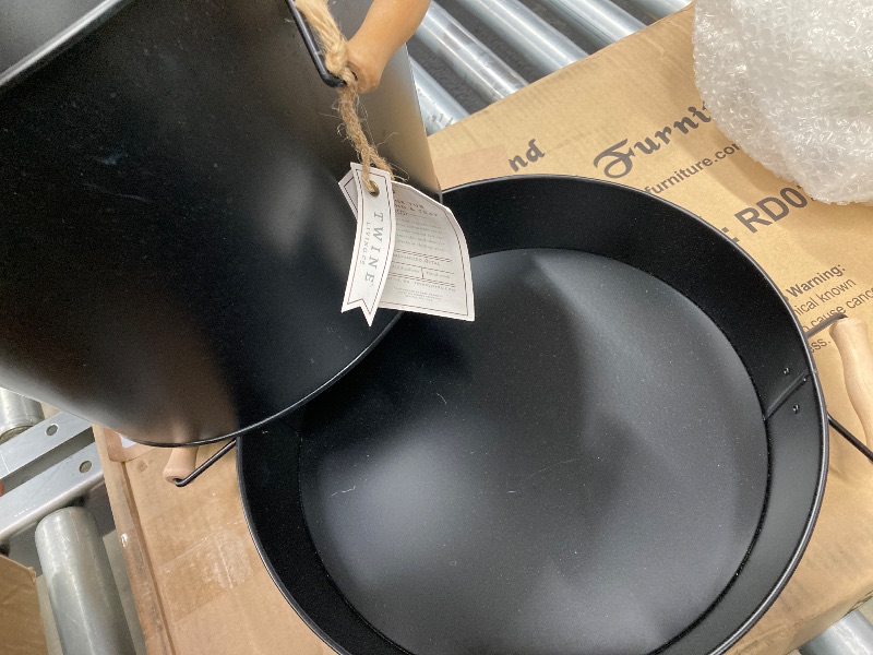 Photo 1 of **STAND NEEDS SCREWS/WHITE SPOTS ON TUB-SEE PICS**Twine Beverage Tub with Stand and Tray Galvanized Tub 5.8 Gal Capacity