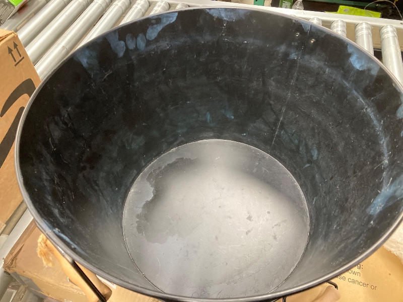 Photo 1 of **STAND NEEDS SCREWS/WHITE SPOTS ON TUB-SEE PICS**Twine Beverage Tub with Stand and Tray Galvanized Tub 5.8 Gal Capacity