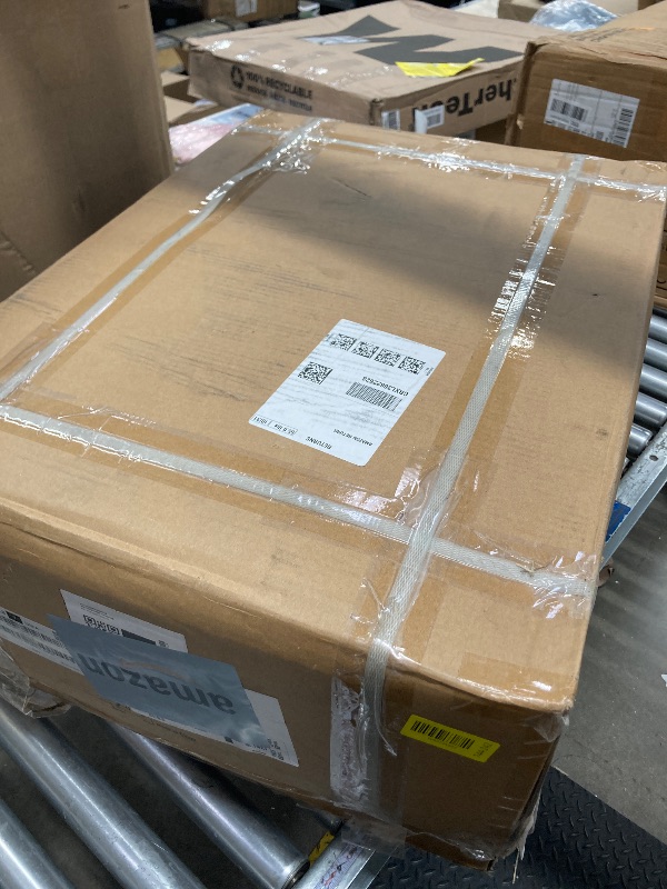 Photo 1 of ***MISSING HARDWARE***VEVOR Pool Safety Cover, 16 ft x 36 ft Rectangular Winter Inground Pool Cover, Triple Stitched, High Strength Mesh PP Material, Good Rain Permeability, Installation Hardware Included