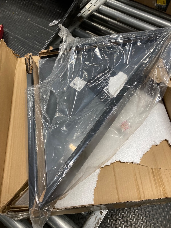 Photo 1 of *Chipped Corners* *Heavy Damage* Flag Box