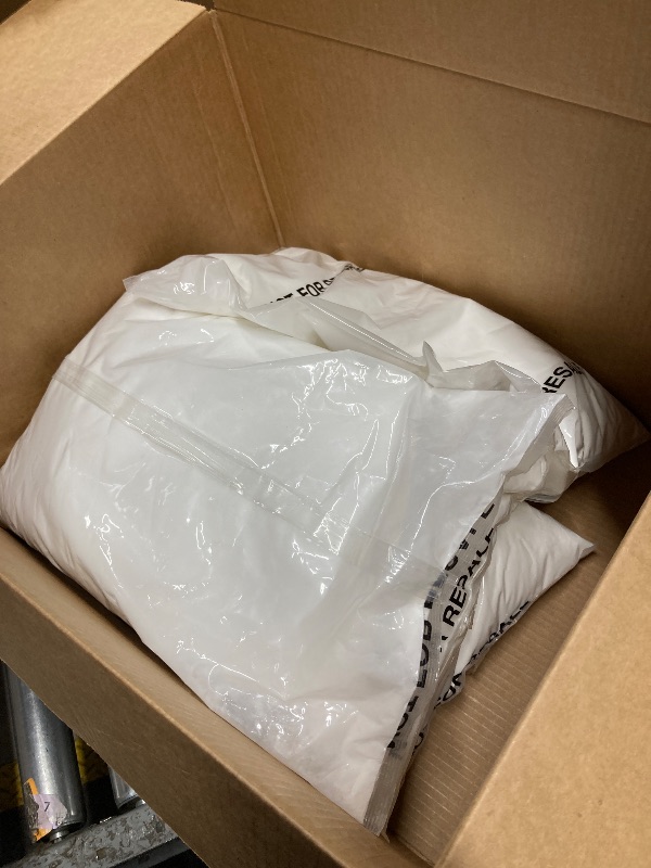 Photo 1 of *4 Bags* Instant Ocean Sea Salt for Marine Fish Tank Aquariums, Nitrate & Phosphate-Free