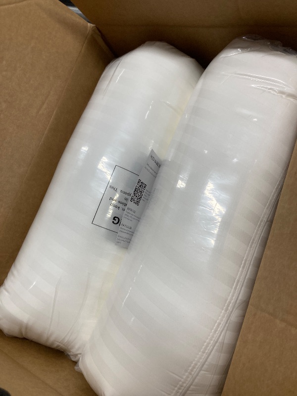 Photo 1 of *FACTORY SEALED* Beckham Hotel Collection Bed Pillows Standard/Queen Size Set of 2 - Original Soft Down Alternative Pillow for Sleeping - Soft Support for Back, Stomach or Side Sleepers