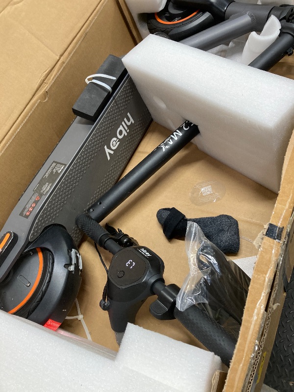 Photo 1 of *Scratched*  MAX Pro Electric Scooter, 46.6 Mi Long Range, 22 MPH Power by 650W MAX Motor, 11'' Pneumatic Tires, Split Hub Design, Dual Suspension, 265lbs MAX Load, Commuting Electric Scooter for Adults