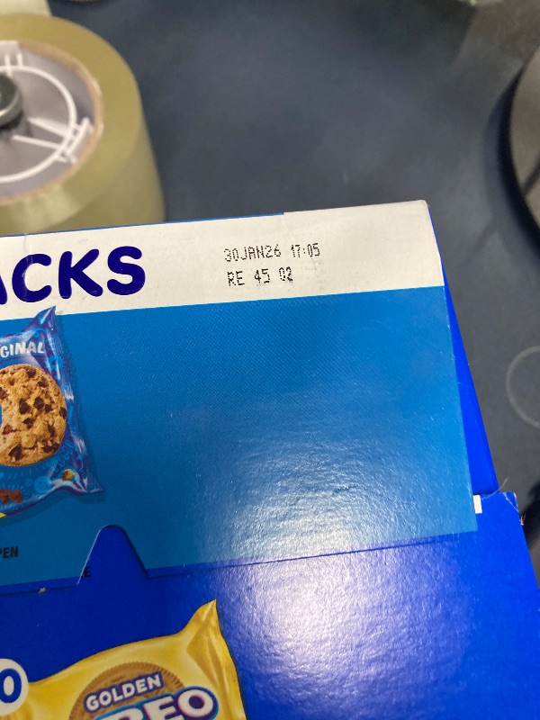 Photo 1 of ***BB 30 JAN 2026****Nabisco Sweet Treats Cookie Variety Pack OREO, OREO Golden & CHIPS AHOY!, Christmas Cookies Stocking Stuffers, 30 Snack Packs (2 Cookies Per Pack)