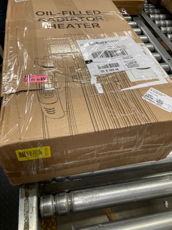 Photo 1 of ***The model may vary****
Pelonis Digital Oil Filled Heater, Black