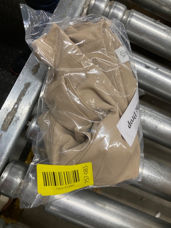 Photo 1 of ******Only Vest******0

The Drop Women's Sadie Cropped Slim Vest, Stone, XL