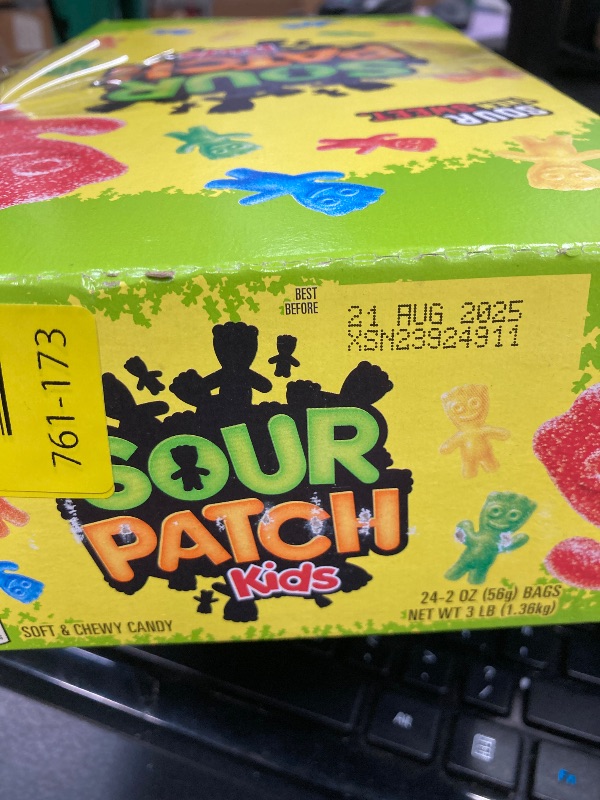 Photo 1 of ******NO RETURN******
SOUR PATCH KIDS Soft & Chewy Candy, Bulk Christmas Candy Stocking Stuffers, 24 - 2 oz Bags