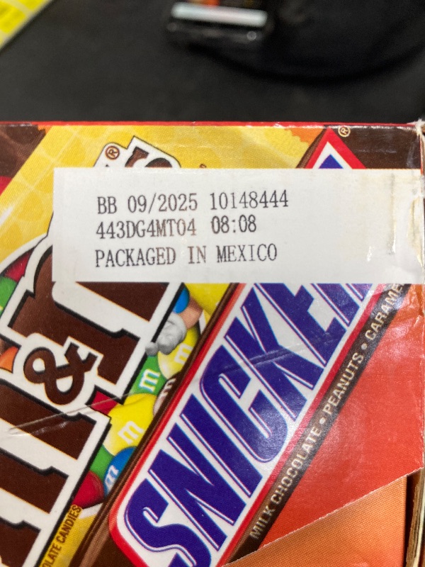 Photo 1 of ******NO RETURN******
Mars M&M'S, SNICKERS, 3 MUSKETEERS, SKITTLES & STARBURST Variety Pack Full Size Bulk Candy Assortment, 56.11 oz, 30 Count