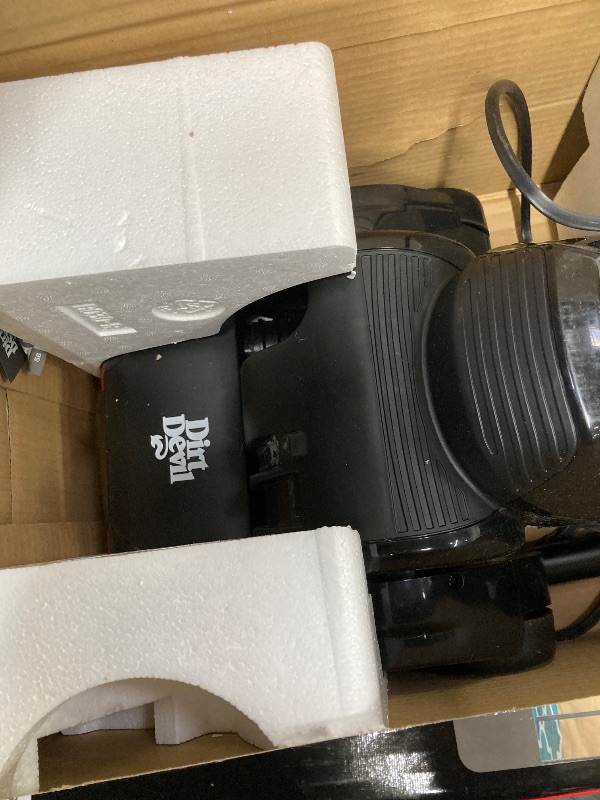 Photo 1 of ***** DIRTY****Dirt Devil Endura Lite Upright Bagless Vacuum Cleaner for Carpet and Hard Floor, Powerful, Lightweight, Corded Vacuum Cleaners for Home Use