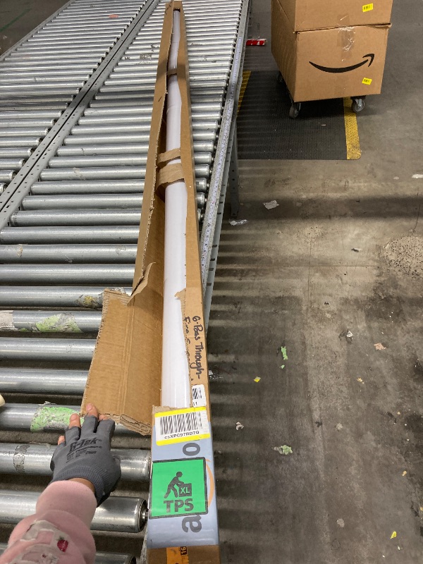 Photo 1 of **It is used, it is not known if it is missing parts, therefore it is not known if it works 100%.***Kate Seamless Paper Backdrop for Photography White Photo Backdrop Paper (106.8''x32.8' Arctic White)