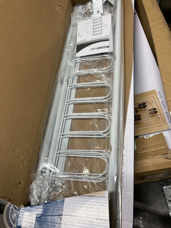 Photo 1 of ***It's used, it's missing a part and it's not known if it works 100%.****ClosetMaid 8040 18-Pair Over-the-Door Shoe Rack