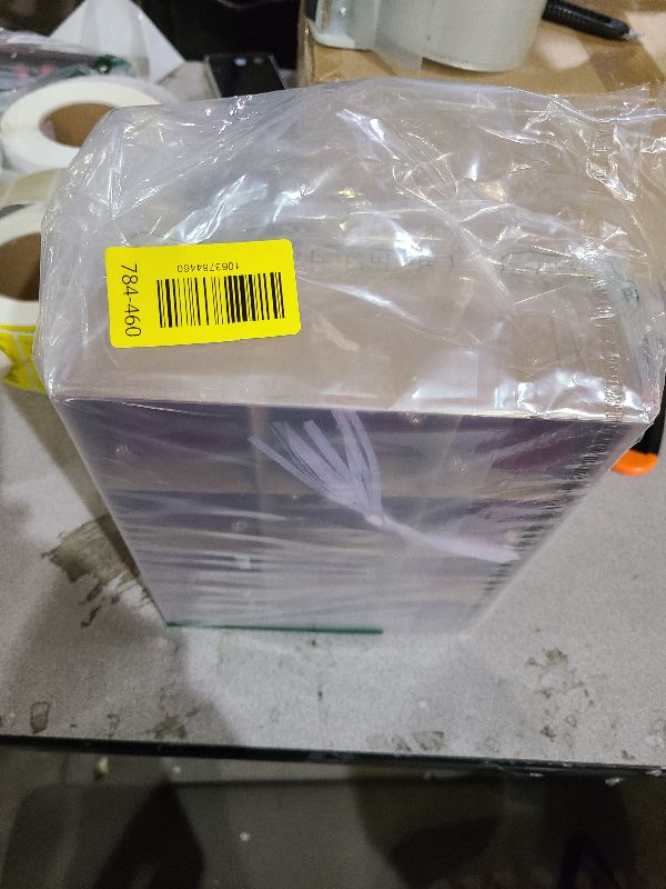 Photo 1 of 12pcs Christmas Tree Hanging Ball Decoration 2.4Inch Velvet Christmas Ornaments Balls Flocked Shatterproof Plastic Xmas Tree Ball for Party Holiday Wedding Home Decor (1, Burgundy, 12PCS)