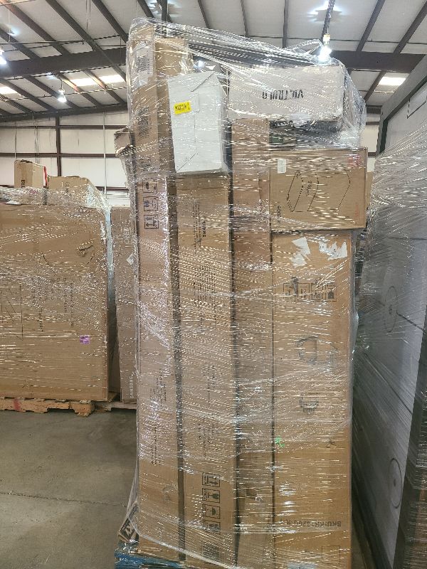 Photo 1 of As is general merchandise pallet roughly 60 items 