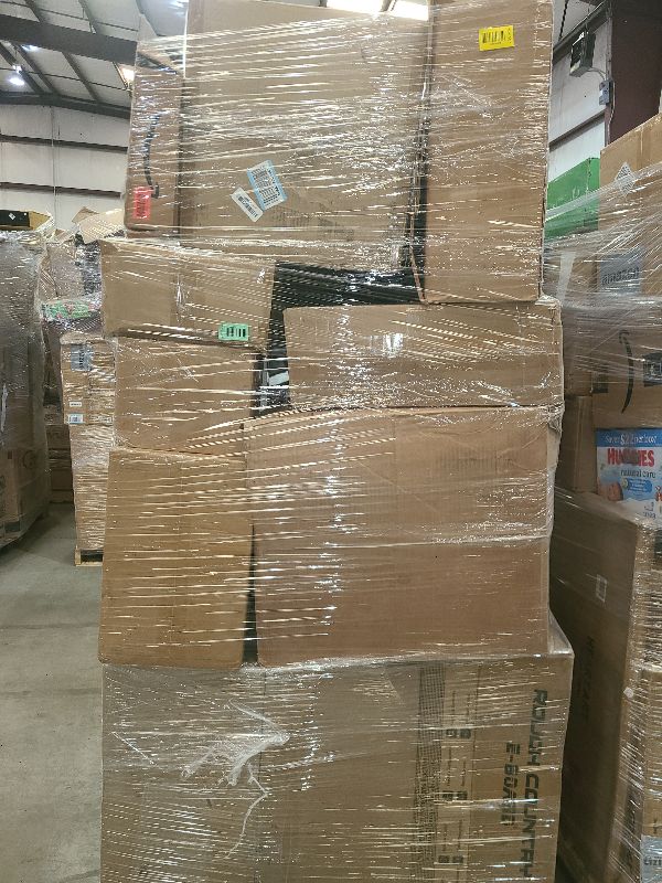 Photo 1 of As is general merchandise pallet roughly 60 items 