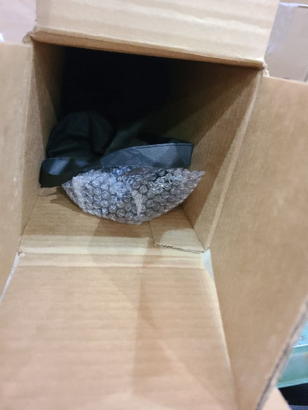 Photo 1 of
LLanxiry Windproof Inverted Umbrella, Large Reverse Umbrellas for Rain with C-shaped Handle Big Upside Down Inside Out Umbrella for Women & Men