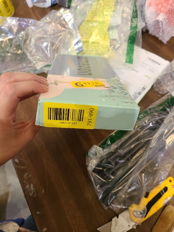 Photo 1 of 10 Inch Gradient-Pink Spiral Taper Candle Set, 6 Pack Unscented Dripless Candlesticks for Wedding, Holiday Décor, and Festive Dinners