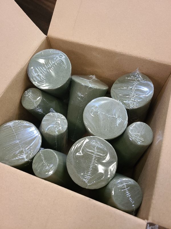 Photo 1 of 12 Pcs Floral Foam Tree Cones Dry Wet Floral Foam Blocks Green Foam for Flower Arrangements Cemetery Florist Plant Artificial Flower Holder Vase Wedding Birthday Garden Decorations, 4.72 x 2.8 Inches