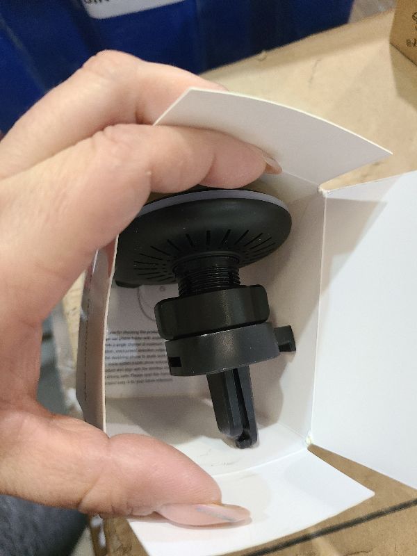 Photo 1 of 15W Magnetic Wireless Car Charger, MagSafe Car Mount Charger Fast Air Vent Car Phone Holder Charge r for iPhone 17 16e 16 Pro 16 15 14 13 Pro Max Samsung Galaxy S25 Ultra S25 Plus S24 FE S24 S23 Ultra