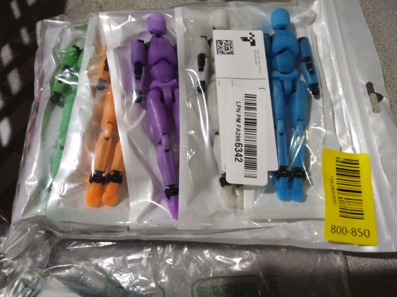 Photo 1 of [6-PACK] Glowing Titan 13 Action Figure Set Already Assembled, T13 3D Printed Action Figures With Weapons Accessories T 13 Lucky Robo Dummy Nova 13 Action Figures, Figura de acción t13 (6-Colors)