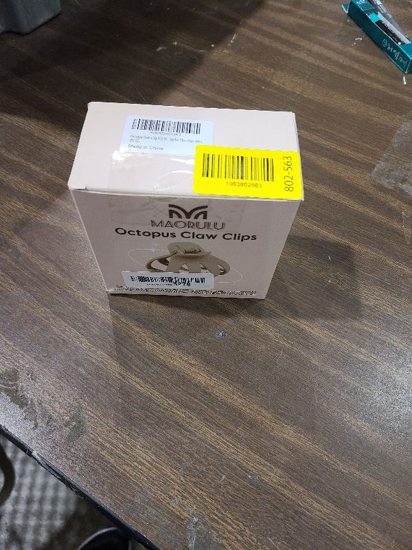 Photo 1 of 2.8 Inch Medium Octopus Hair Clips for Women, Matte Claw Clips for Thin Hair, Strong Hold Non-slip Spider Octopus Clip for Fine Hair Jaw Clips